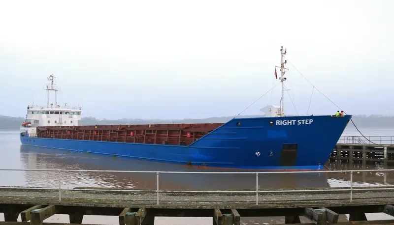 RIGHT STEP General Cargo IMO 9128013 photo 9
