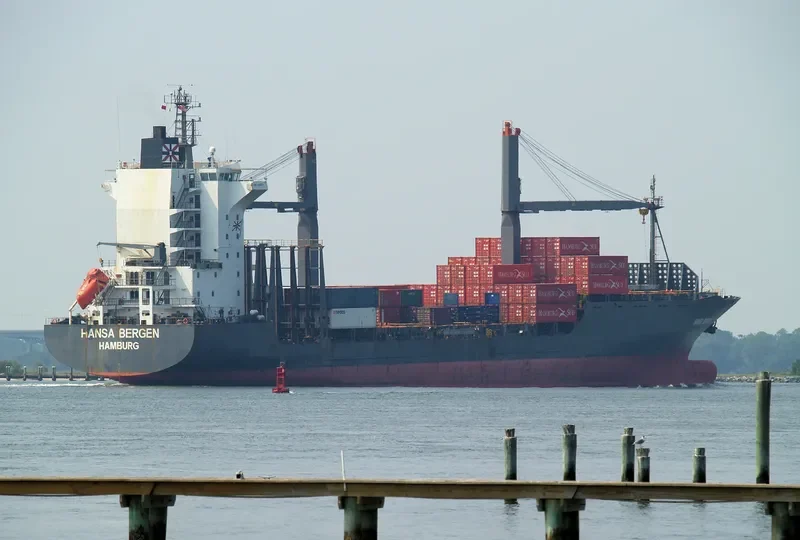 HANSA BERGEN Container Ship IMO 9128477 photo 5