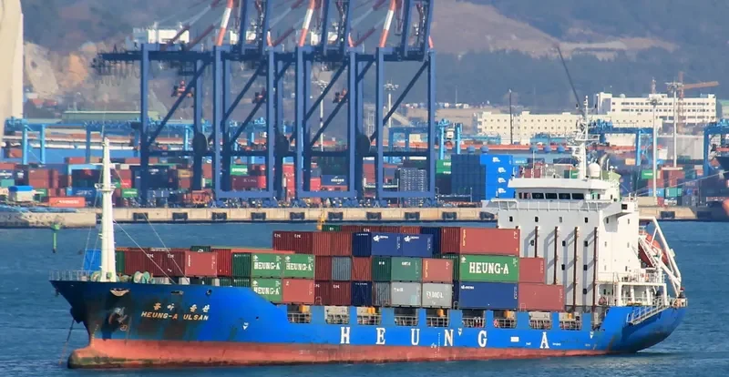 HEUNG A ULSAN Container Ship IMO 9128996 photo 10