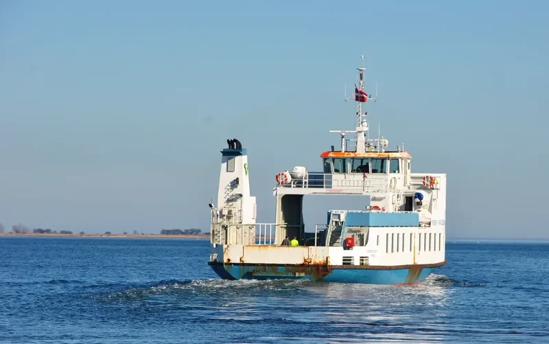 FEMOSUND Ro-Ro IMO 9129782 photo 3