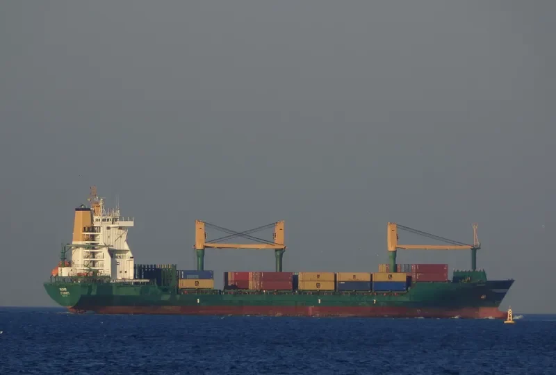 MAC Container Ship IMO 9129809 photo 5