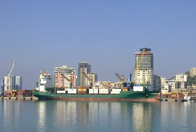 MAC Container Ship IMO 9129809 photo 9
