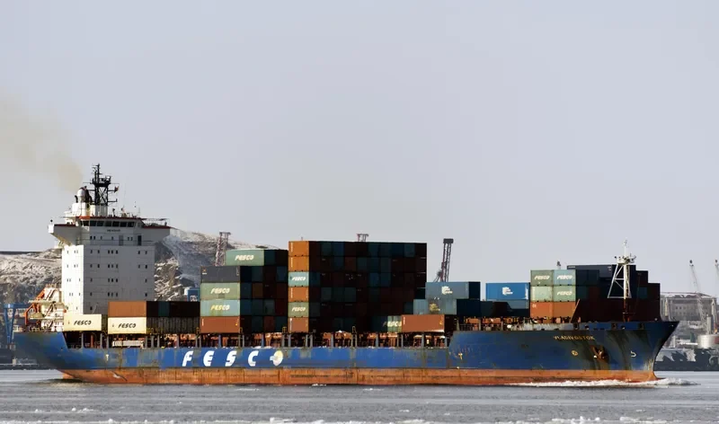 VLADIVOSTOK Container Ship IMO 9130145 photo 6