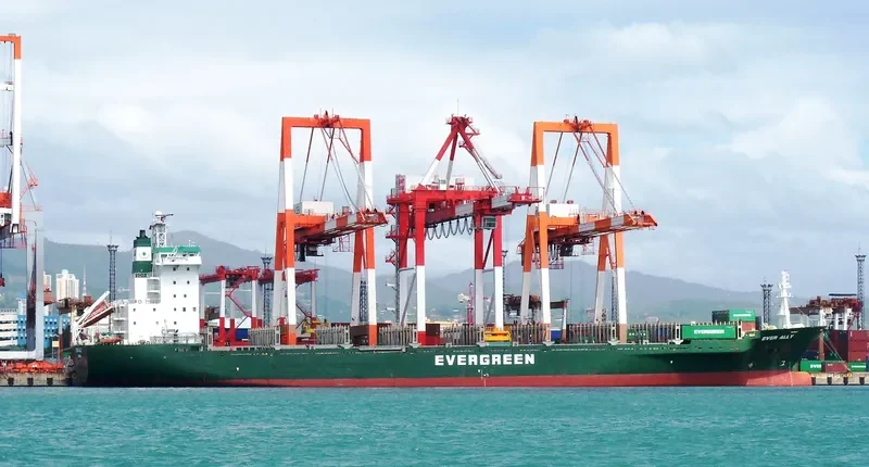 EVER ALLY Container Ship IMO 9130511 photo 3