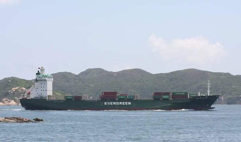 EVER ALLY Container Ship IMO 9130511 photo 7
