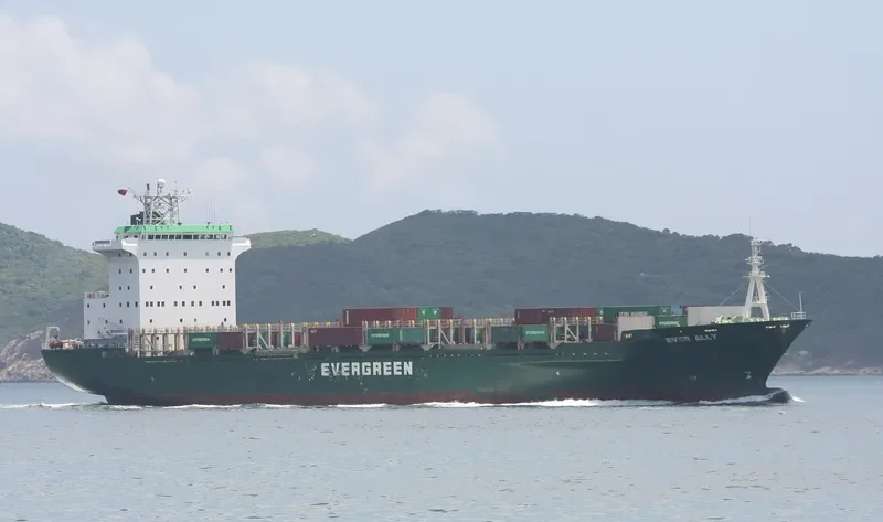 EVER ALLY Container Ship IMO 9130511 photo 8
