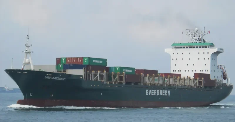 UNI ARDENT Container Ship IMO 9130561 photo 9