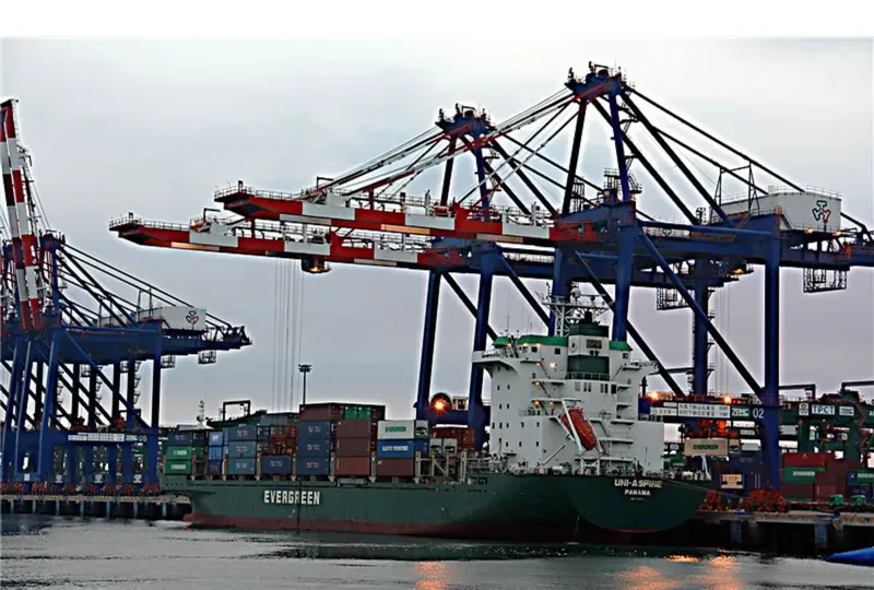 UNI ASPIRE Container Ship IMO 9130573 photo 9