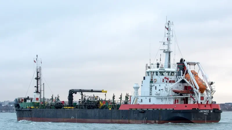 JAYNEE W Tanker IMO 9130896 photo 7