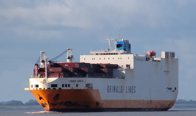 GRANDE AMERICA Ro-Ro IMO 9130937