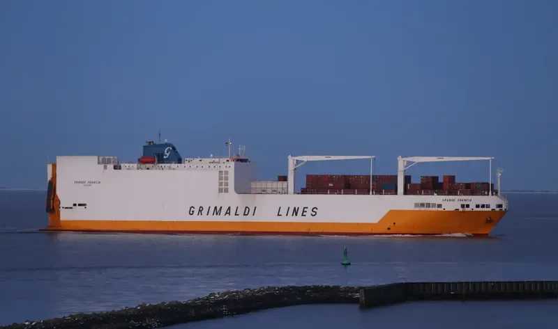 GRANDE AFRICA Ro-Ro IMO 9130949