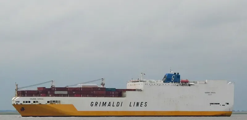 GRANDE AFRICA Ro-Ro IMO 9130949 photo 10