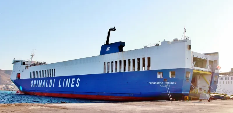 EUROCARGO TRIESTE Ro-Ro IMO 9131515 photo 2