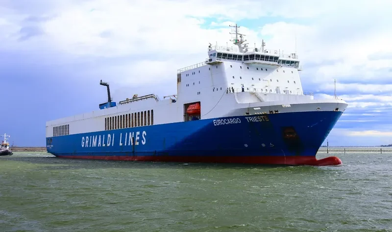 EUROCARGO TRIESTE Ro-Ro IMO 9131515 photo 9