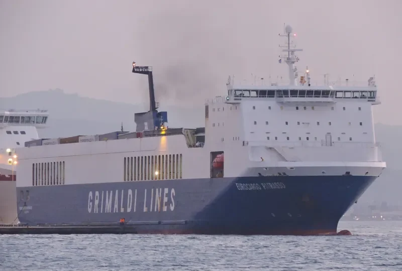 EUROCARGO PATRASSO Ro-Ro IMO 9131527 photo 8
