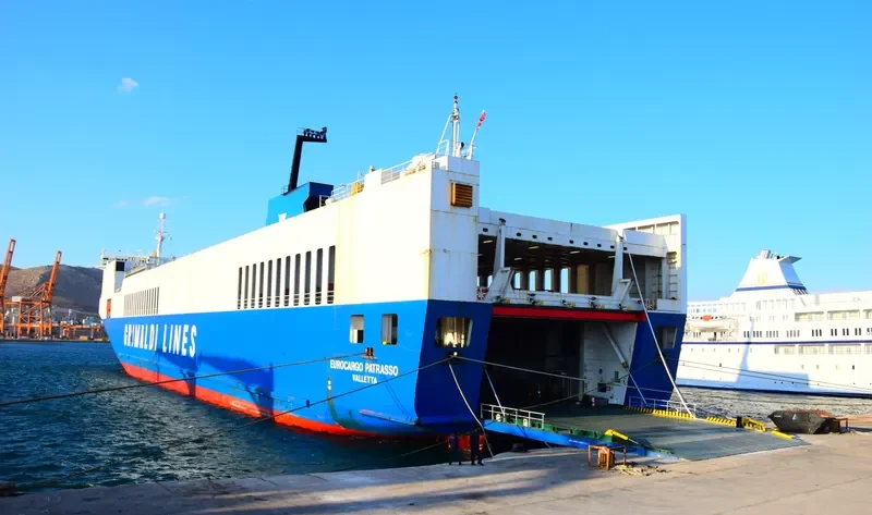 EUROCARGO PATRASSO Ro-Ro IMO 9131527 photo 10