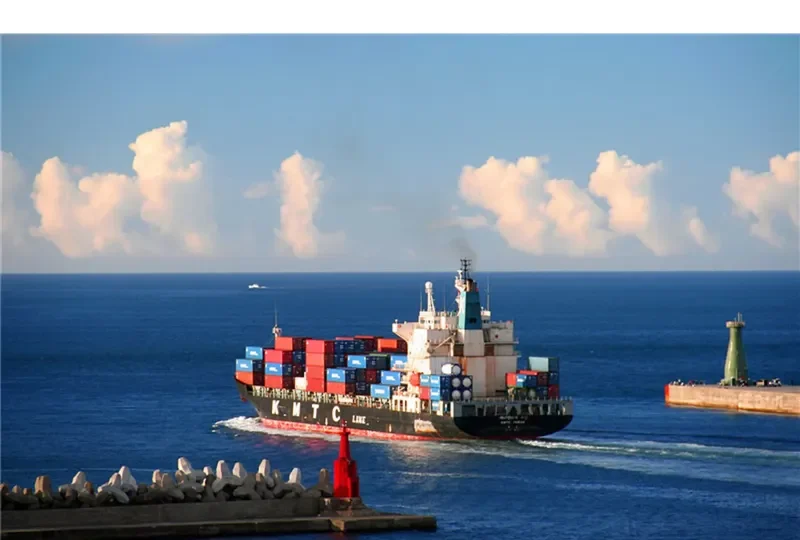 KMTC PUSAN Container Ship IMO 9131852 photo 6