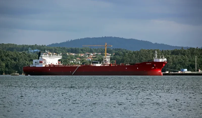 SHIP 115 Tanker IMO 9131876 photo 10