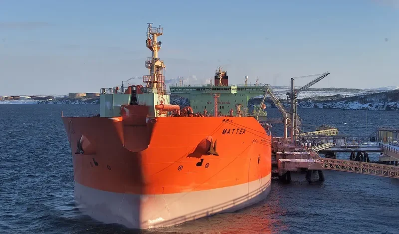 OIL RUNNER Tanker IMO 9131888 photo 7