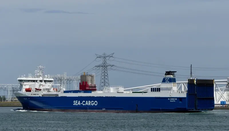 SC CONNECTOR Container Ship IMO 9131993 photo 8