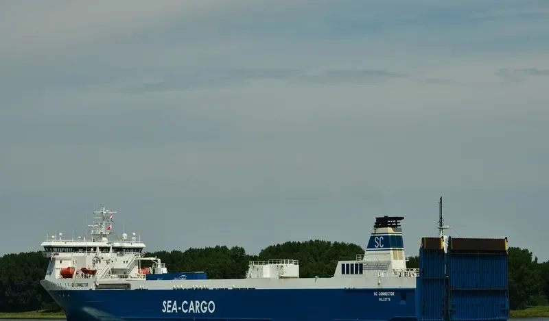 SC CONNECTOR Container Ship IMO 9131993 photo 10