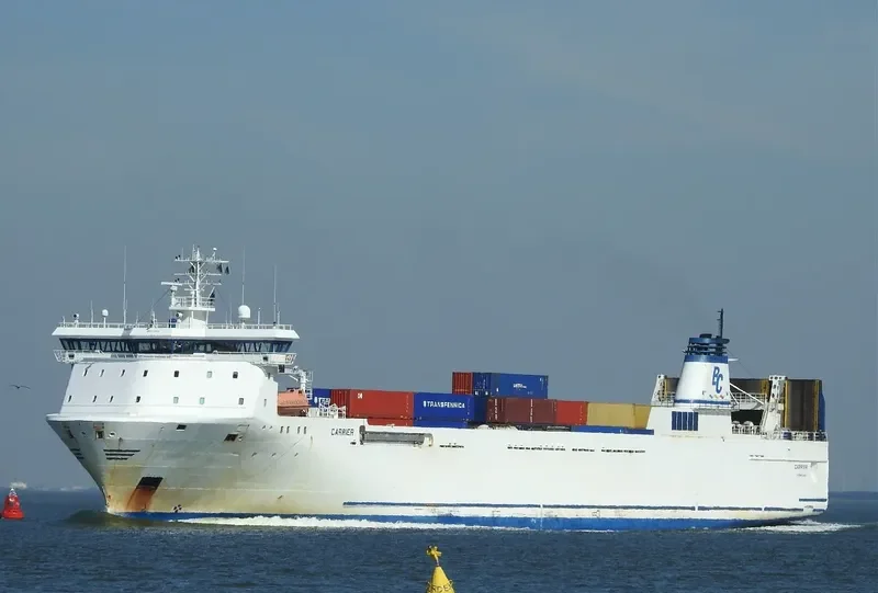 COLOR CARRIER Ro-Ro IMO 9132002 photo 8