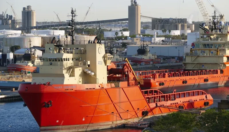 GARY CHOUEST General Cargo IMO 9132313 photo 2