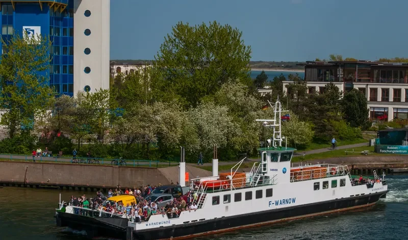 WARNOW Ro-Ro IMO 9132533
