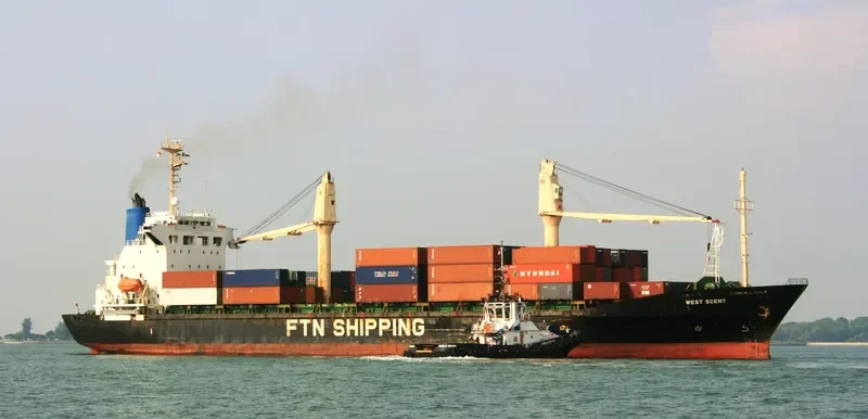 WEST SCENT Container Ship IMO 9132703 photo 8