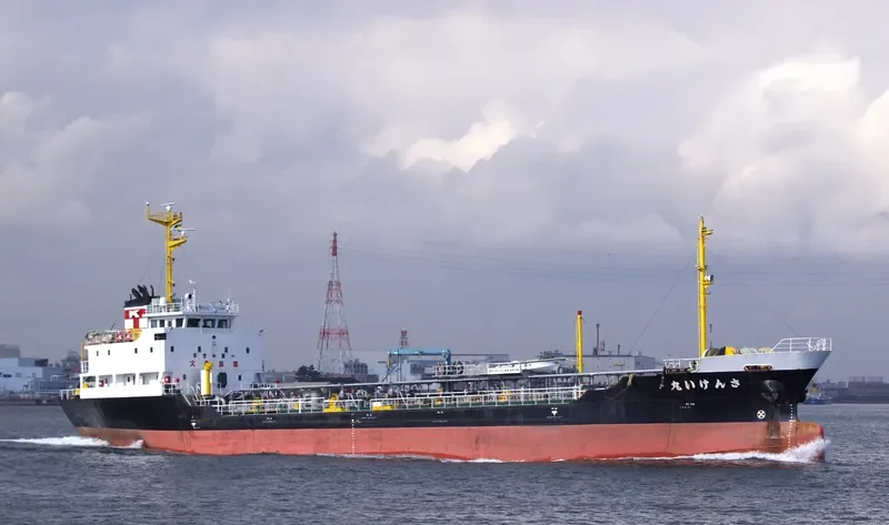 PETRO MARINE 2200 Tanker IMO 9132911 photo 3