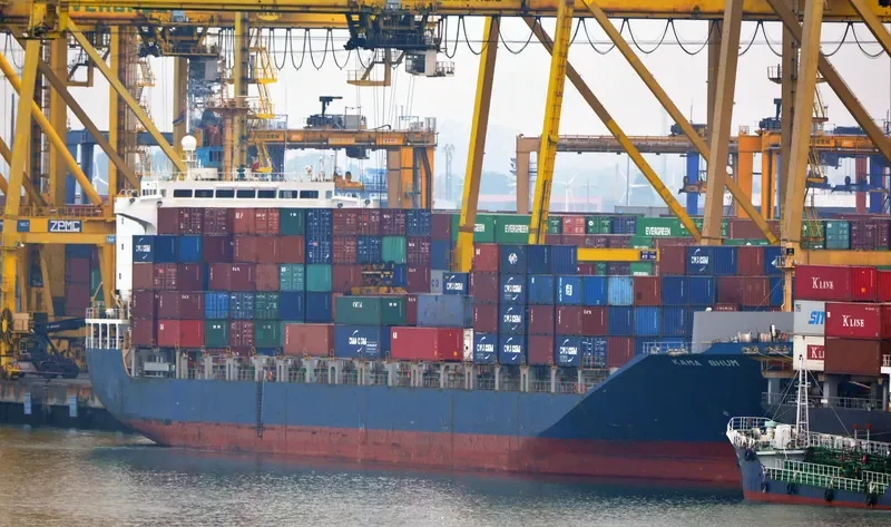 KAMA BHUM Container Ship IMO 9133331 photo 3