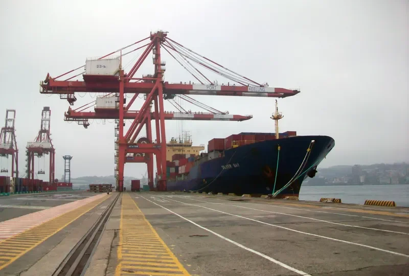 SILVER BAY Container Ship IMO 9134567 photo 5
