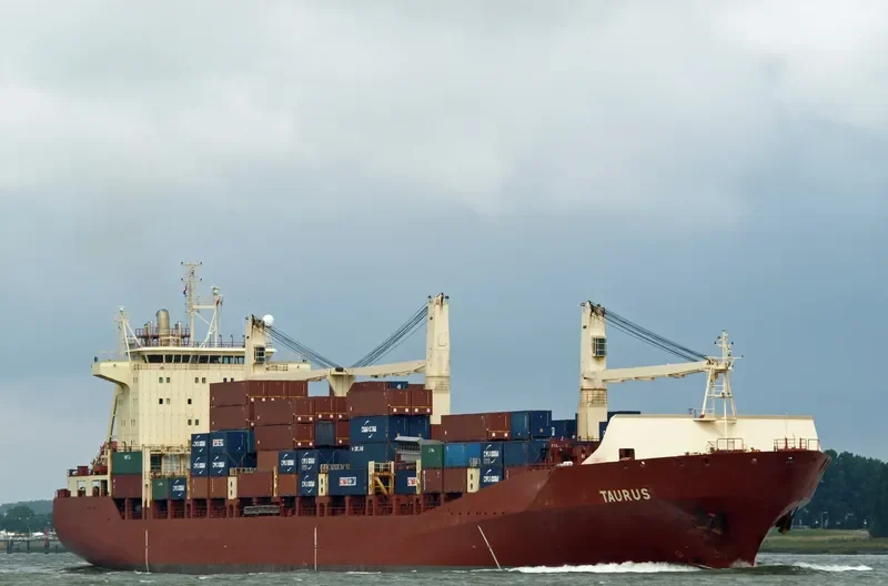 TAURUS 1 Container Ship IMO 9134593 photo 3