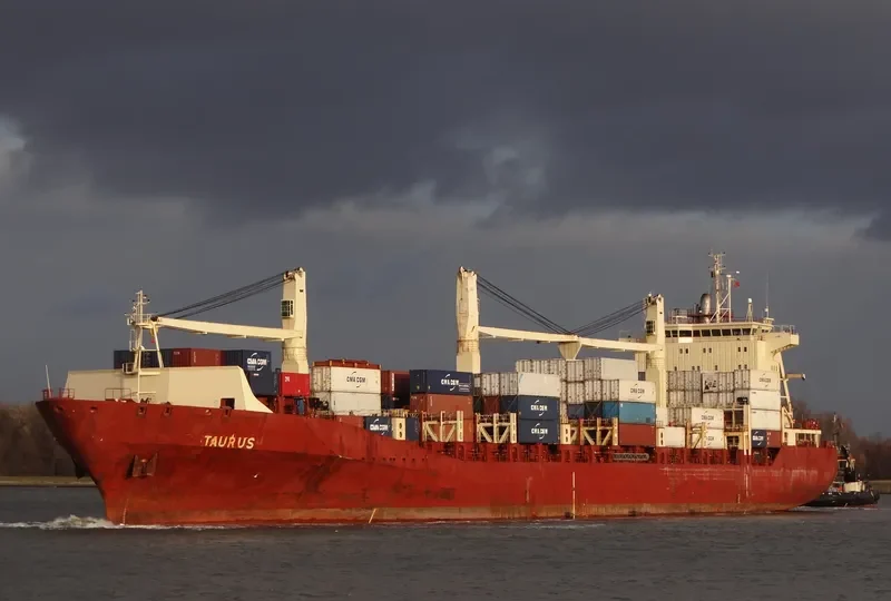 TAURUS 1 Container Ship IMO 9134593 photo 9