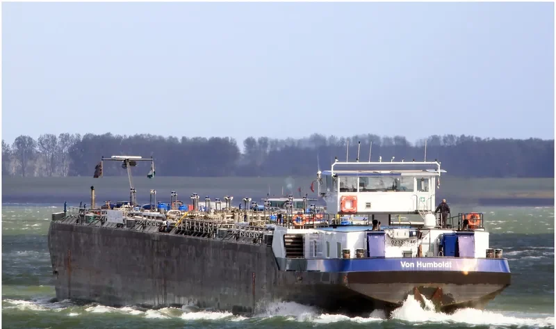 VON HUMBOLDT Tanker IMO 9136395