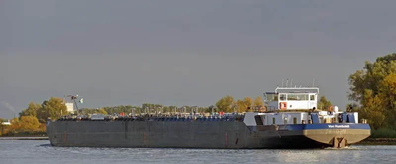 VON HUMBOLDT Tanker IMO 9136395 photo 6