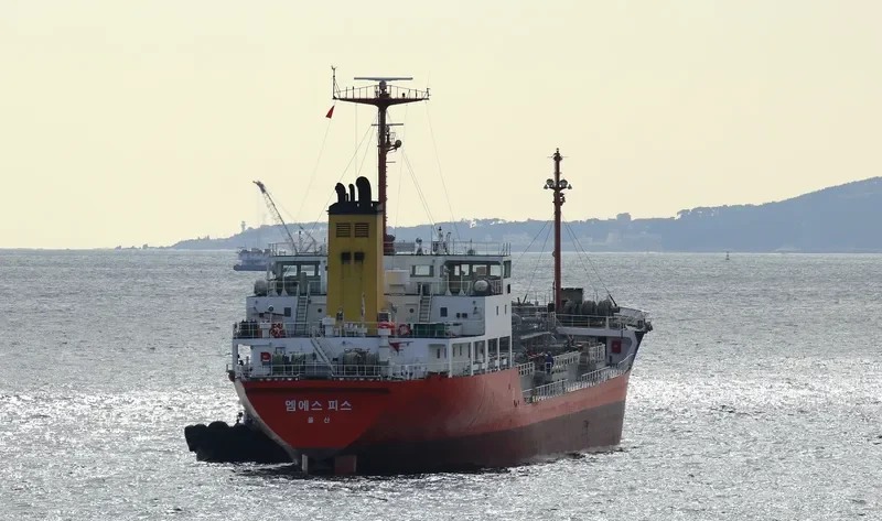 PEACE Tanker IMO 9136802 photo 3