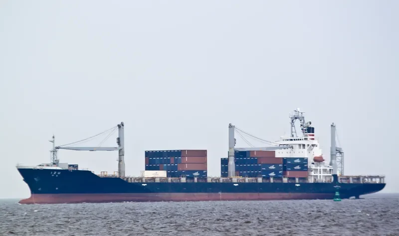 SSL GUJARAT Container Ship IMO 9137533 photo 3