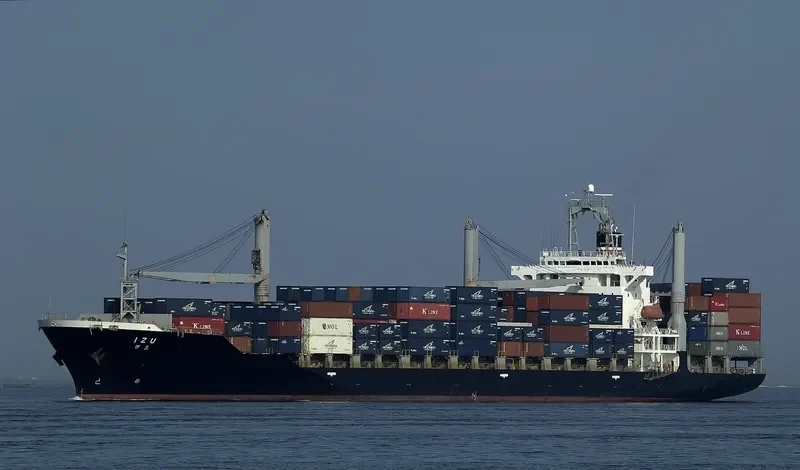 SSL GUJARAT Container Ship IMO 9137533 photo 4