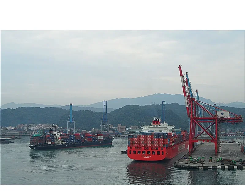 SSL MUMBAI Container Ship IMO 9137545 photo 2