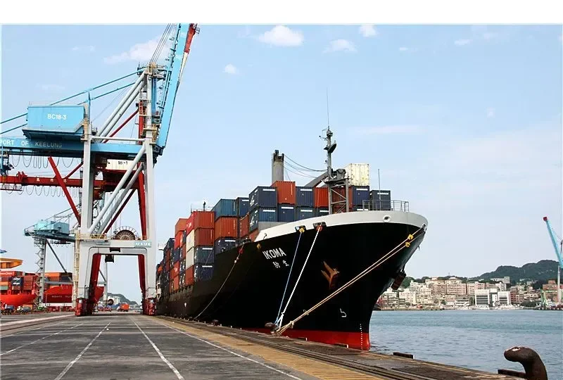 SSL MUMBAI Container Ship IMO 9137545 photo 7