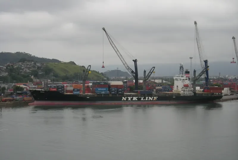 LIBRA Container Ship IMO 9137571 photo 7