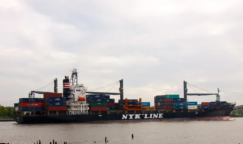 LIBRA Container Ship IMO 9137571 photo 8