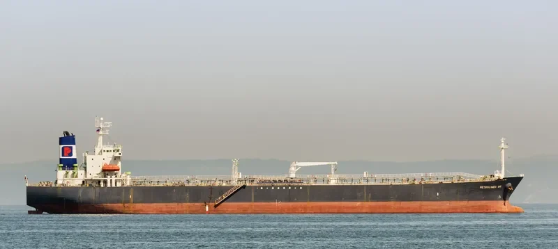 LUCKY DOLPHIN Tanker IMO 9137583 photo 6