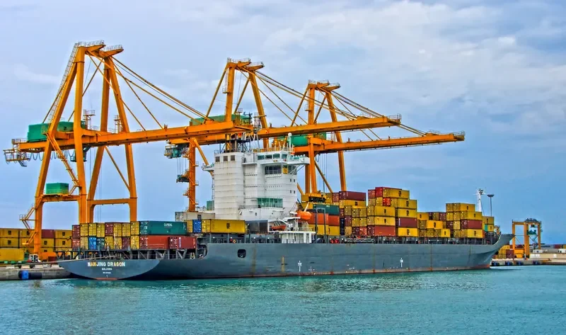 CHAMPION 1 Container Ship IMO 9137909