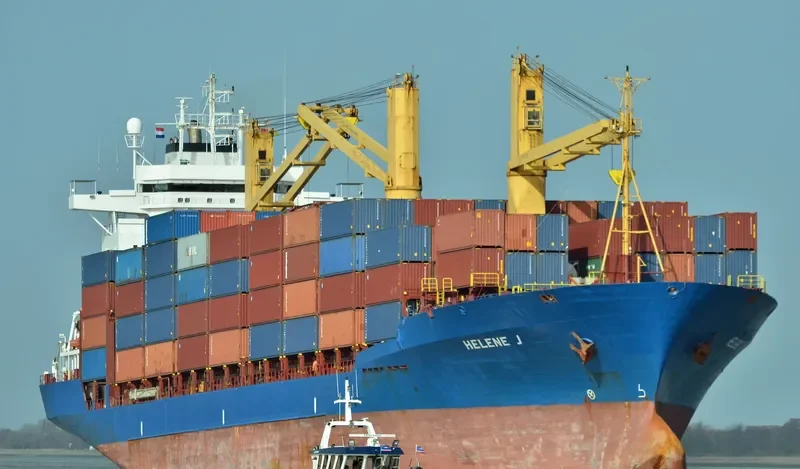 TCI EXPRESS Container Ship IMO 9138238 photo 10
