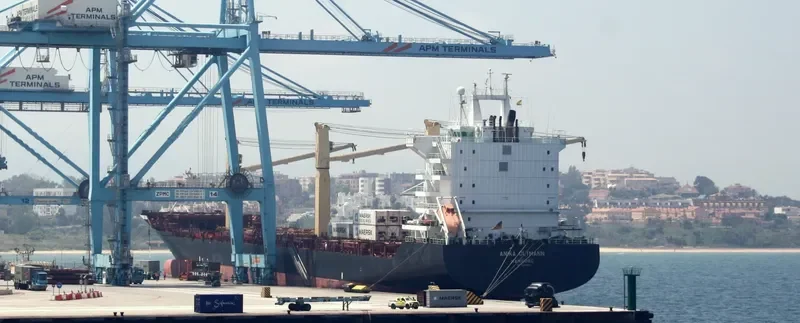 ANIKA OLTMANN Container Ship IMO 9138288 photo 5