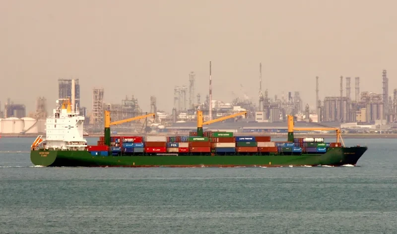 LOA PEACE Container Ship IMO 9138317 photo 9