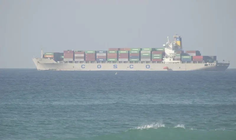 HA NI HE Container Ship IMO 9139012 photo 3