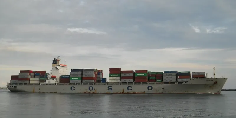 LUO BA HE Container Ship IMO 9139062 photo 4